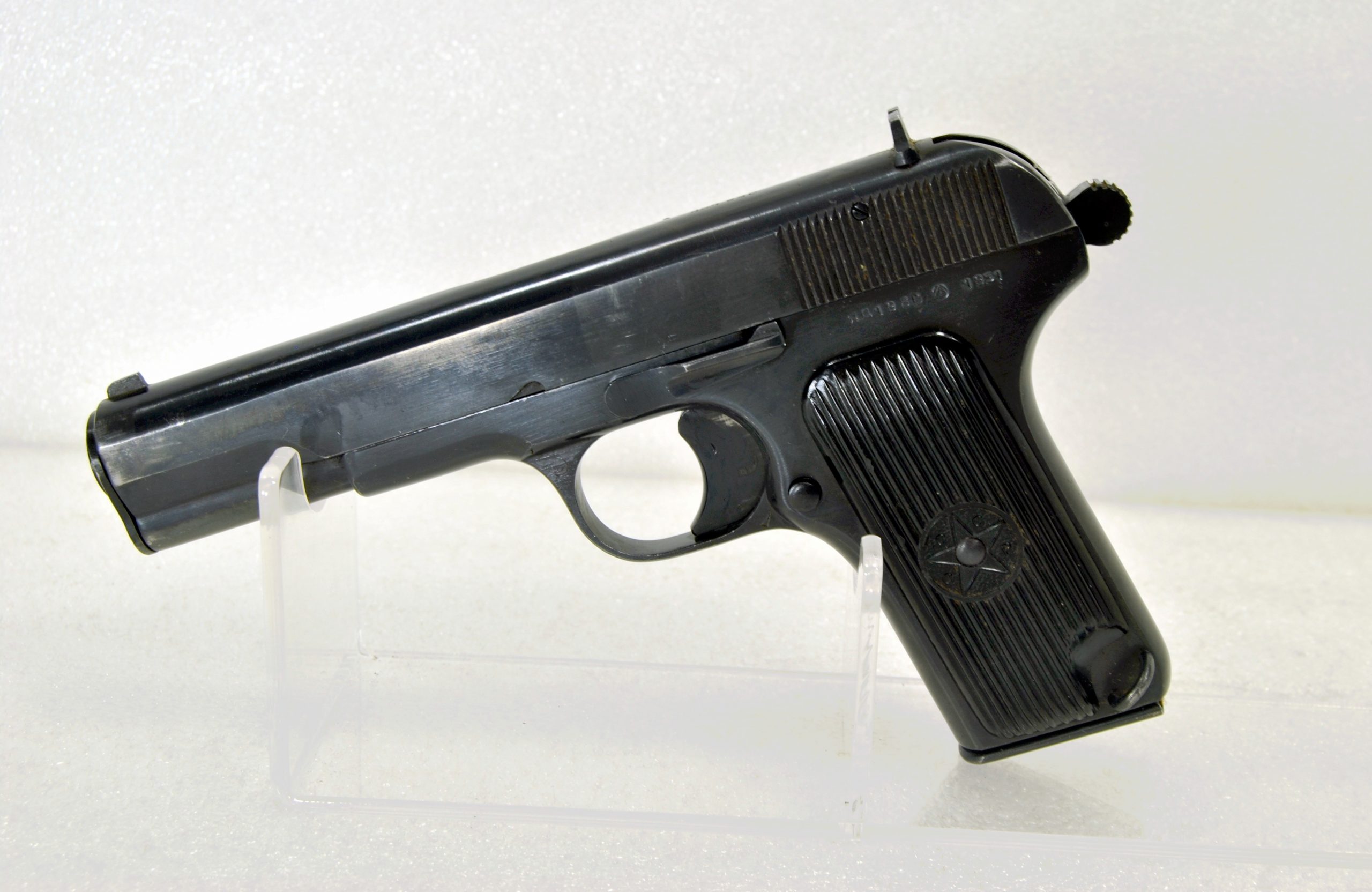 Soviet Tokarev TT33, S/N 1980 - Image 2