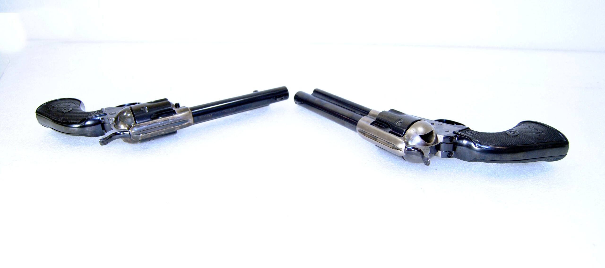 Consecutively Numbered pair Beretta Stampede .357 revolvers, S/N B09972 & B09973 - Image 5